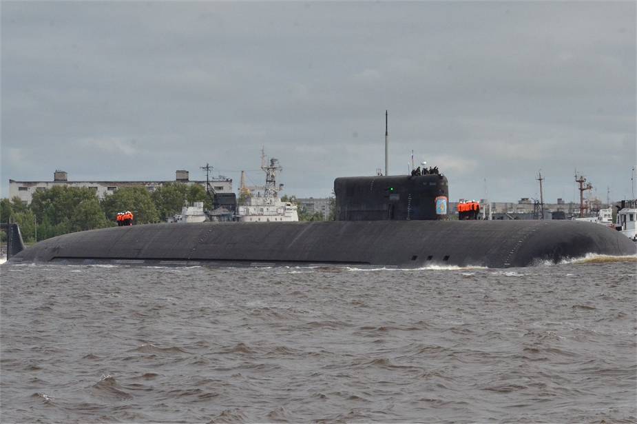 Nowy rosyjski okręt podwodny Biełgorod K-329 o napędzie atomowym. / Zdjęcie: CrazyMk