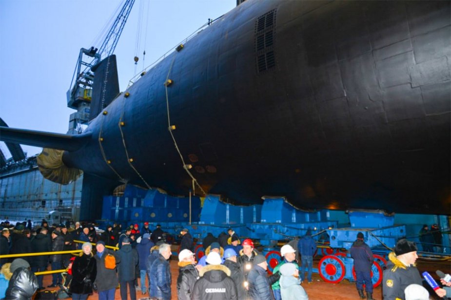 Rosyjski okręt podwodny projektu 885M Nowosybirsk. Zdjęcie: bmpd