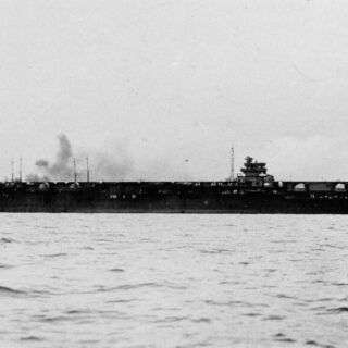 Shōkaku w porcie w Yokosuce w dniu 23 sierpnia 1941 roku, kilkanaście dni po oddaniu do służby. / Zdjęcie: www.history.navy.mil