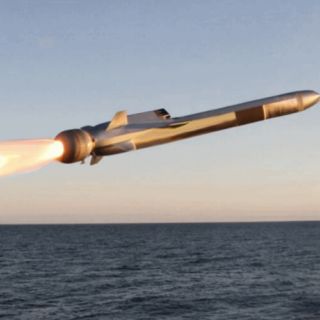 Pocisk Naval Stroje Missile.