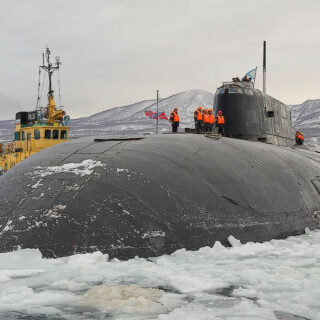 Atomowy okręt podwodny Tomsk w bazie w Wilczyńsku na Kamczatce. / Zdjęcie: Siergiej Konowałow