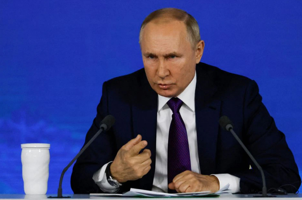 Prezydent Rosji Władimir Putin przemawia podczas swojej corocznej konferencji prasowej pod koniec roku w Moskwie, Rosja, 23 grudnia 2021 r.  / Zdjęcie: REUTERS / Evgenia Novozhenina