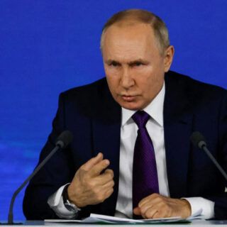 Prezydent Rosji Władimir Putin przemawia podczas swojej corocznej konferencji prasowej pod koniec roku w Moskwie, Rosja, 23 grudnia 2021 r. / Zdjęcie: REUTERS / Evgenia Novozhenina