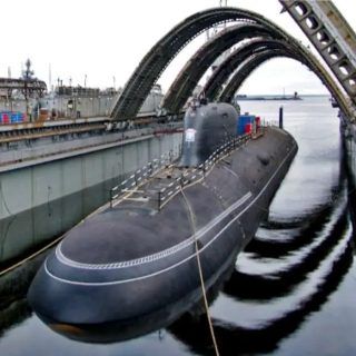 Rosyjski okręt podwodny typu Jasień M Krasnojarsk. / Zdjęcie: m.103news