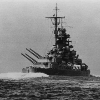Tirpitz w morzu. / Zdjęcie: warfaremagazine.co.uk