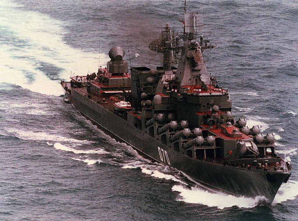 Krążownik  rakietowy Marszałek Ustinow. / Zdjęcie: US Navy