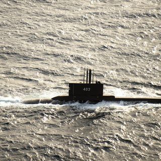 Indonezyjski okręt podwodny KRI Nanggala, sfotografowany w 2015 roku, zaginął w pobliżu Wyspy Bali 21 kwietnia 2021 r. / Zdjęcie: US Navy wykonane przez specjalistę ds. Komunikacji masowej 3 klasy Alonzo M. Archera