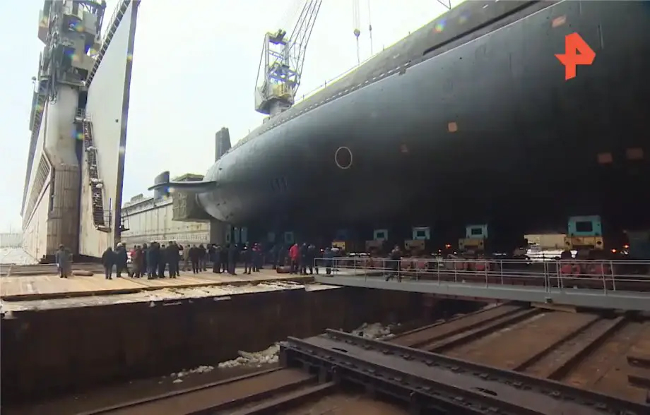 Rosyjski okręt podwodny Kniaź Pożarski o napędzie atomowym, wyposażony w rakiety balistyczne. / Zdjęcie: rosyjska telewizja